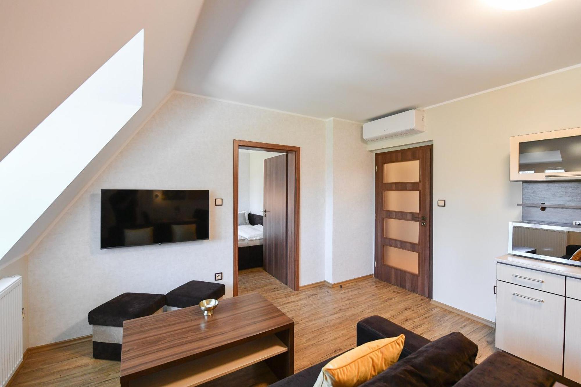 Apartmany Na Seniku Тршебонь Экстерьер фото
